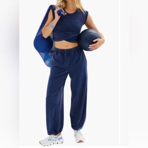 Free People Free Movement Hotshot crossover tee jogger set. Midnight Navy. Large